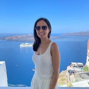 Meet your Posher, Ana